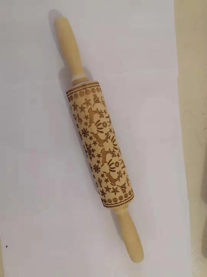 Wooden Christmas embossing rolling pin with non-stick surface for festive baking