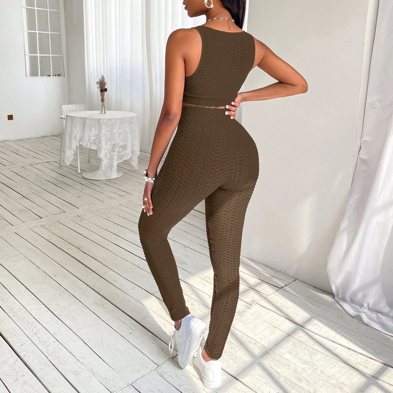 Women's pineapple lattice sports suit in polyester for active wear