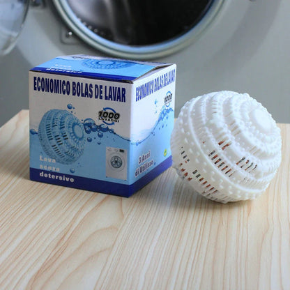 Reusable eco-friendly laundry balls made of TPR material with ceramic microspheres for effective, detergent-free washing