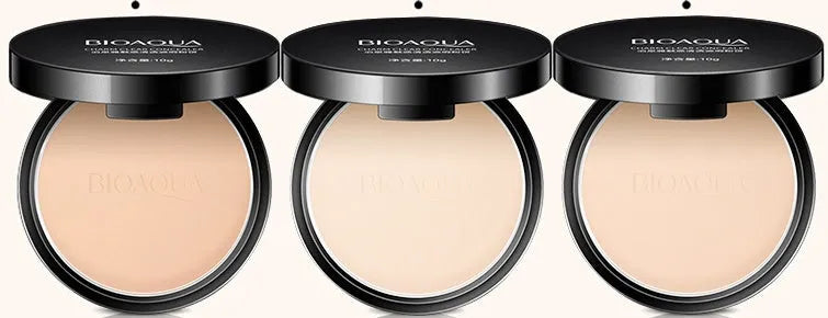 It Cosmetics Bye Bye Pores Pressed Powder compact in Natural shade, 8.2g net weight