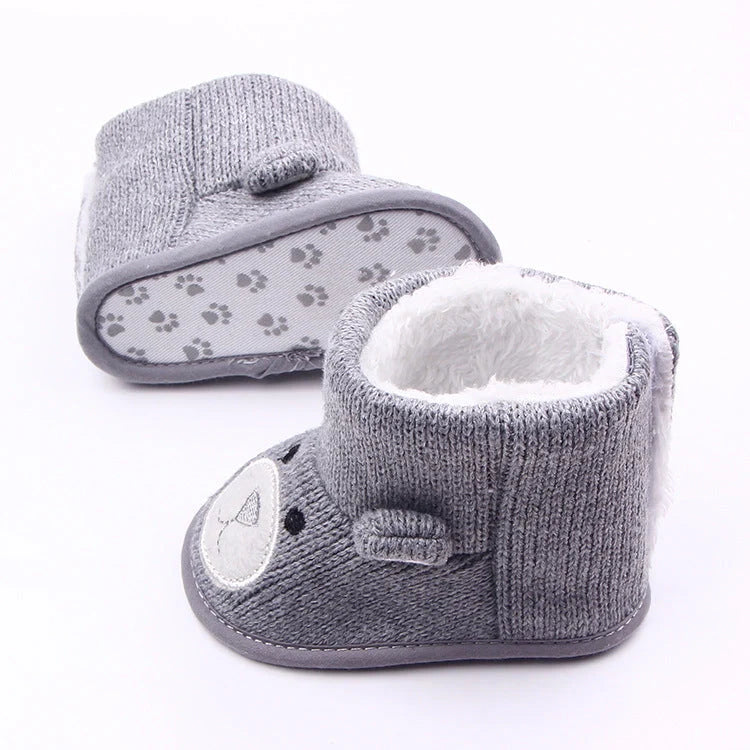 Bear knitting baby shoes in coffee and grey, sizes 11-13cm
