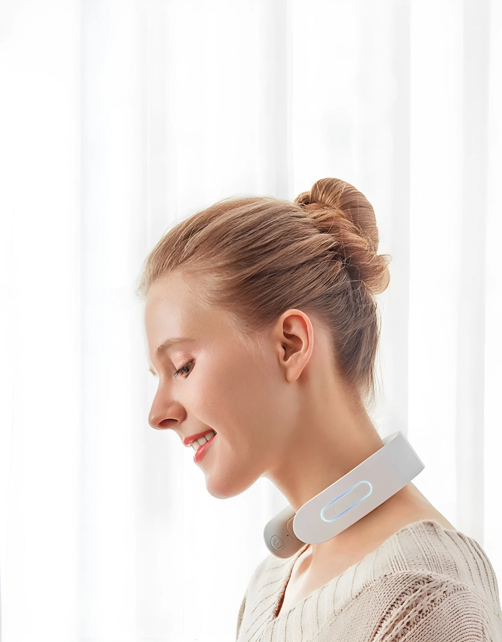 White electric acupressure massager with heat function for back, neck and shoulder pain relief