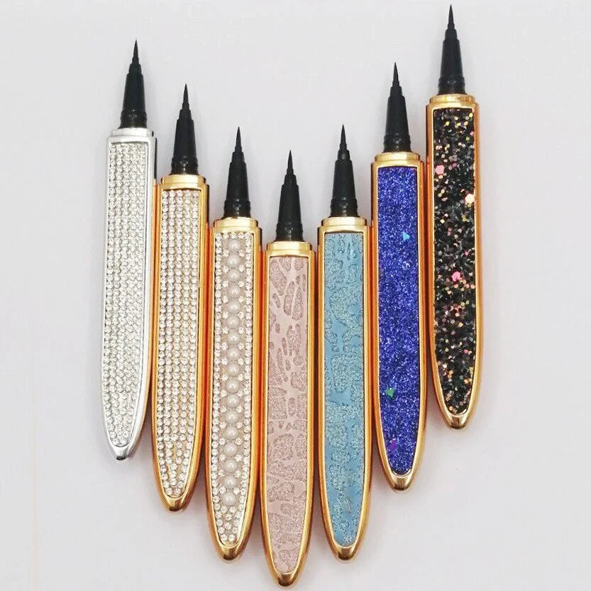 Multicolour self-adhesive false eyelashes with eyeliner for easy application