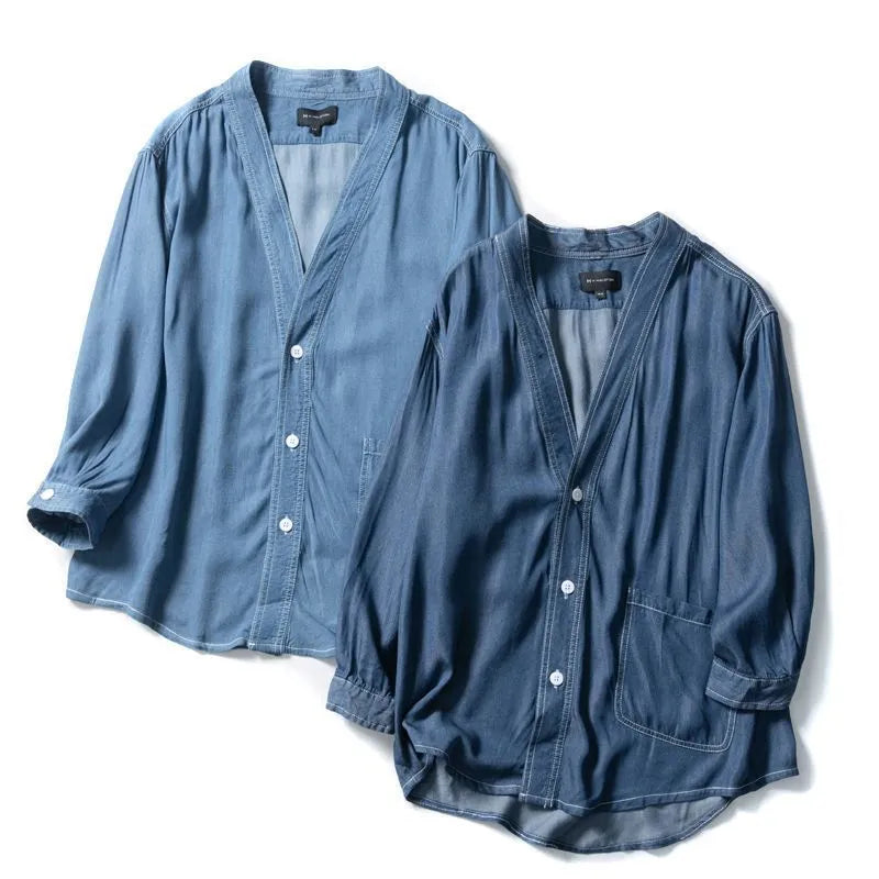 Men's dark blue denim coat with V-neck and three-quarter sleeves