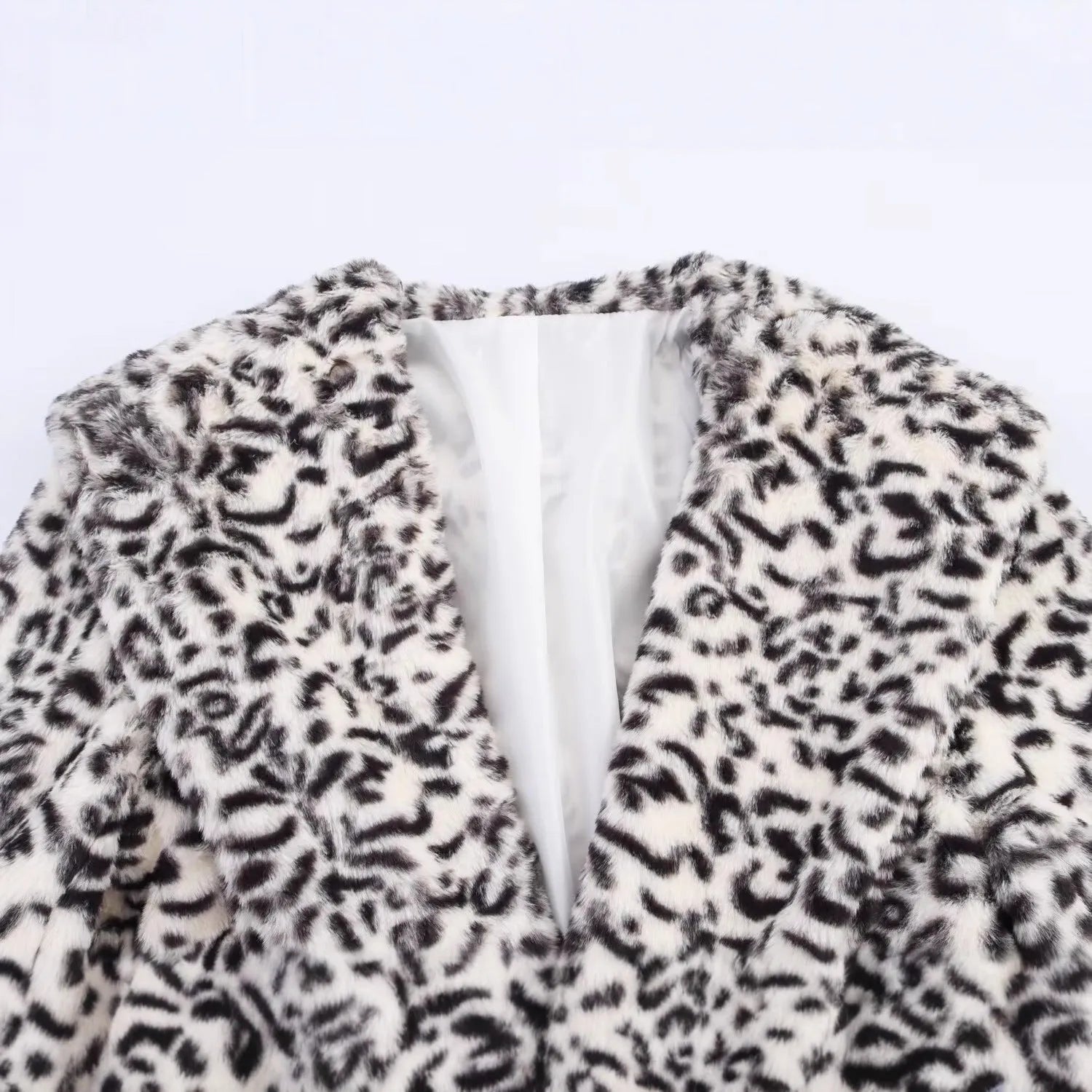 Leopard print lapel loose fake fur long sleeve coat with pockets for women street hipster style