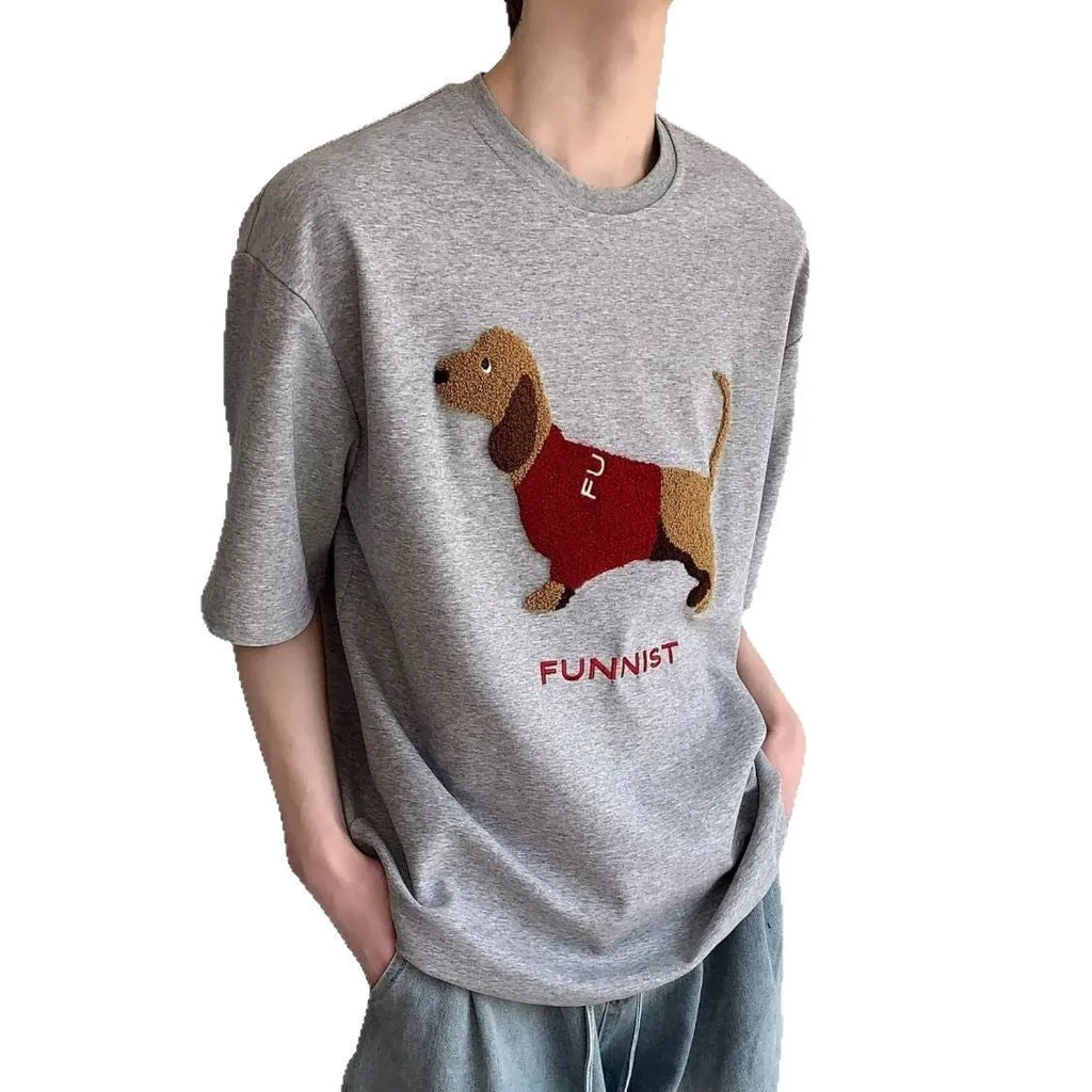 Sausage dog embroidered men's t-shirt in cotton with round neck and short sleeves