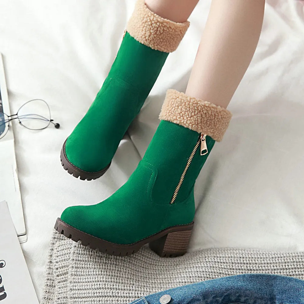Ankle-high snow boots with plush lining and rubber insole in black, grey, green, and orange colours.