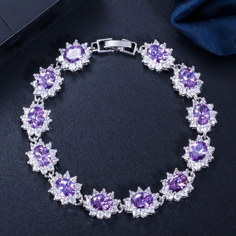18K real platinum plated copper bracelet with cubic zirconia inlay, 18.6cm chain, white colour, on a clean background