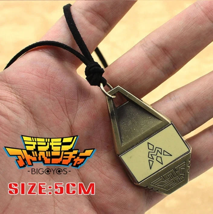 Adjustable magnetic pendant necklace with durable nylon rope and sleek metal pendant