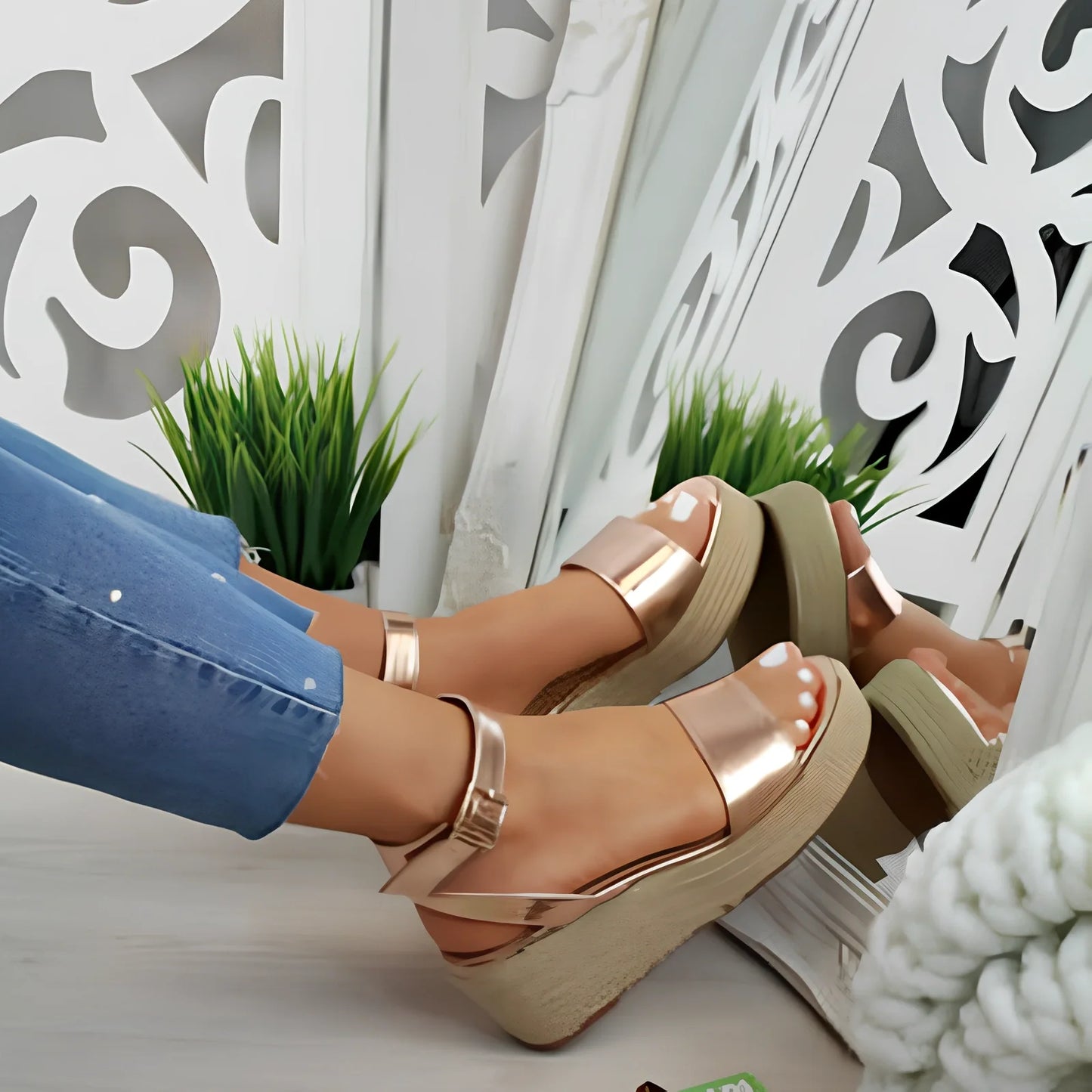 Women's summer platform sandals with slope heel in black, gold, leopard or white colours