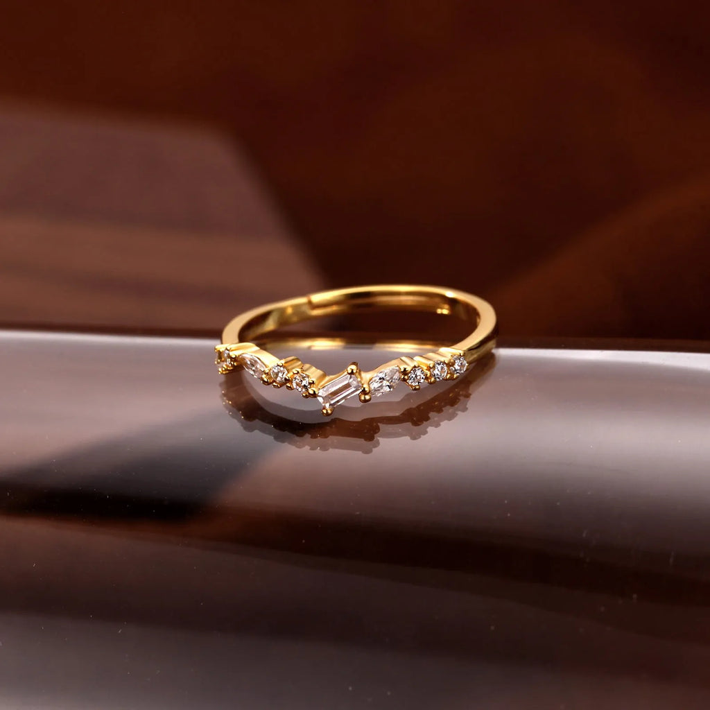 Gold electroplated women's adjustable ring with irregular geometric silver base