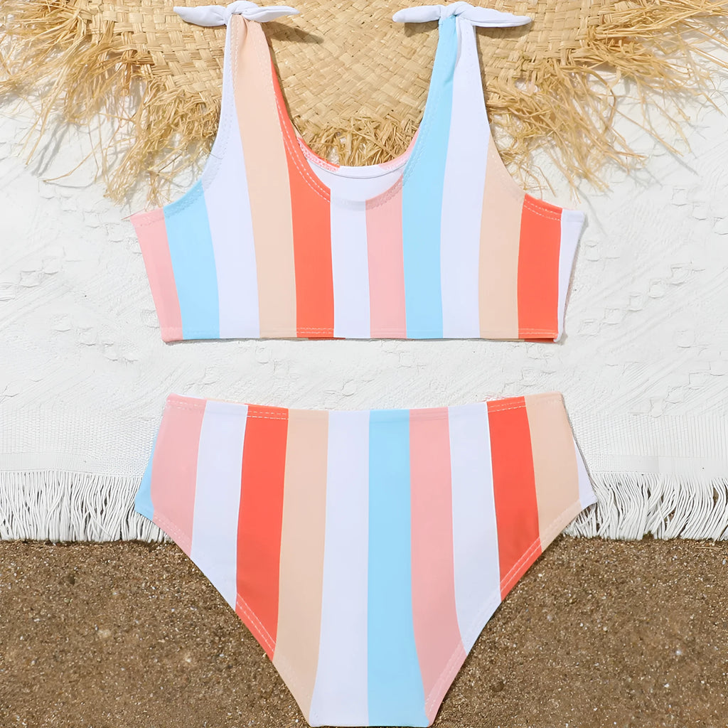 Girls' plaid pattern swimsuit briefs with matching bra for swimming