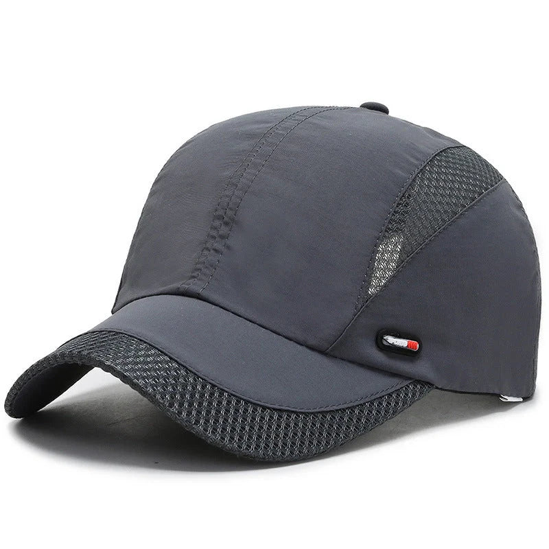 Quick-drying mesh baseball cap in various colours for outdoor sports
