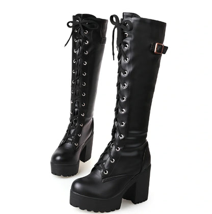 So Combative High Boots in black with 9.5cm heel, non-slip rubber sole, 35cm tube height for professional women