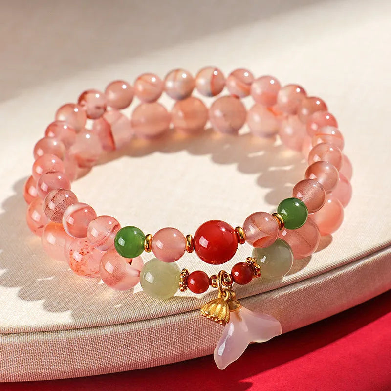 Handcrafted women's agate bracelet with manual processing in three colour variations