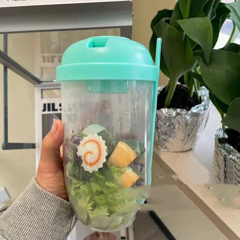 Modern minimalist salad cup with fork and cover in four colours, 1000ml capacity