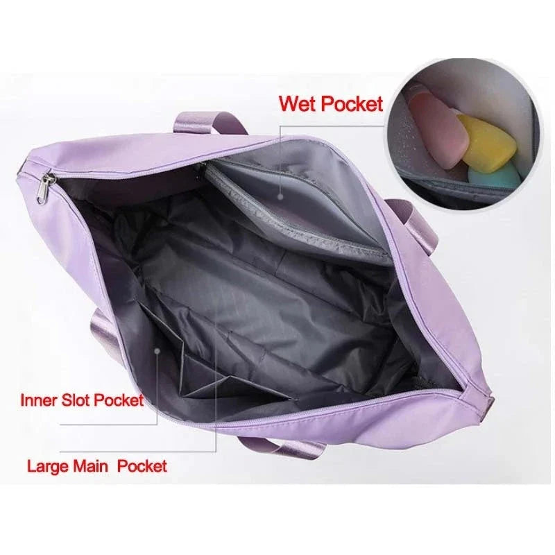 Foldable travel duffel bag made of waterproof Oxford cloth with multiple pockets for organized packing