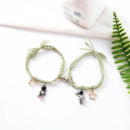 Magnetic couple bracelets with natural zircon stones and vibration feature