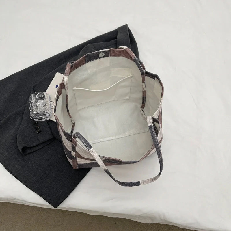 Women's denim tote bag with colour-contrast check design for daily use