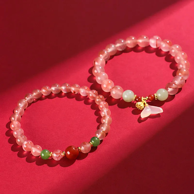 Handcrafted women's agate bracelet with manual processing in three colour variations