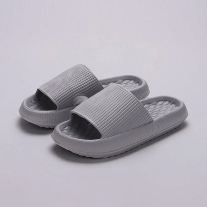 Stylish EVA slippers with rhombus stripe pattern for comfortable summer wear