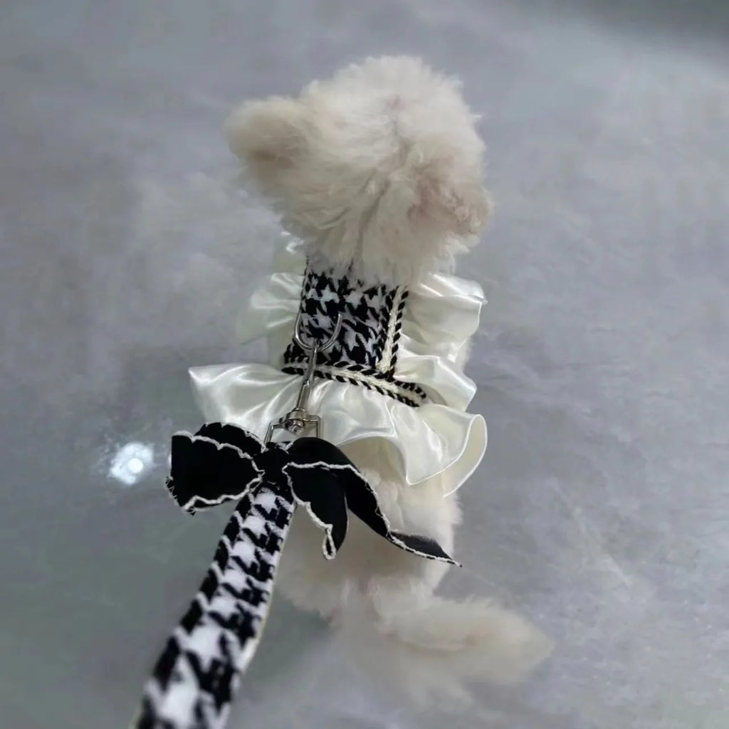 Classic style traction polyester dog vest with hand holding rope, sizes XS to 2XL, princess cut