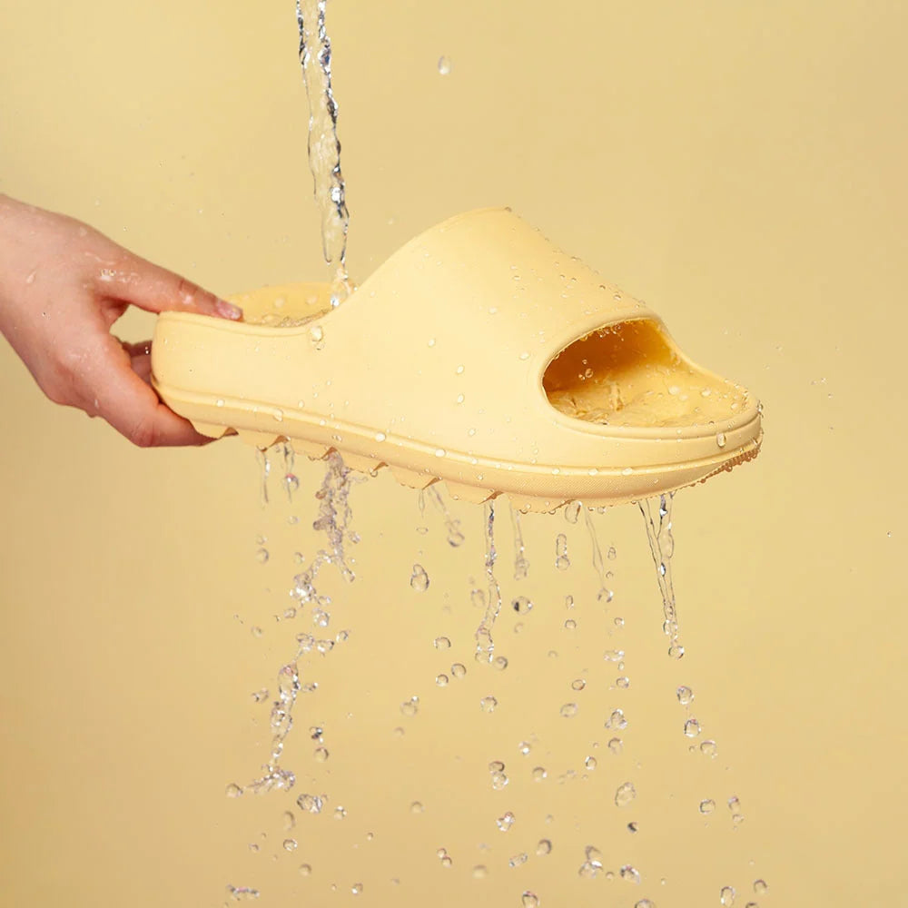 Thick-soled EVA slippers in various colours for home and bathroom use