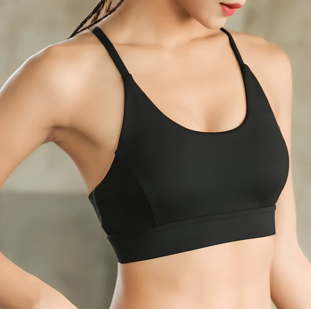Women's black mesh back triangle push-up sports bra, racerback design for gym and running, sizes S-XL fitting 40-67kg