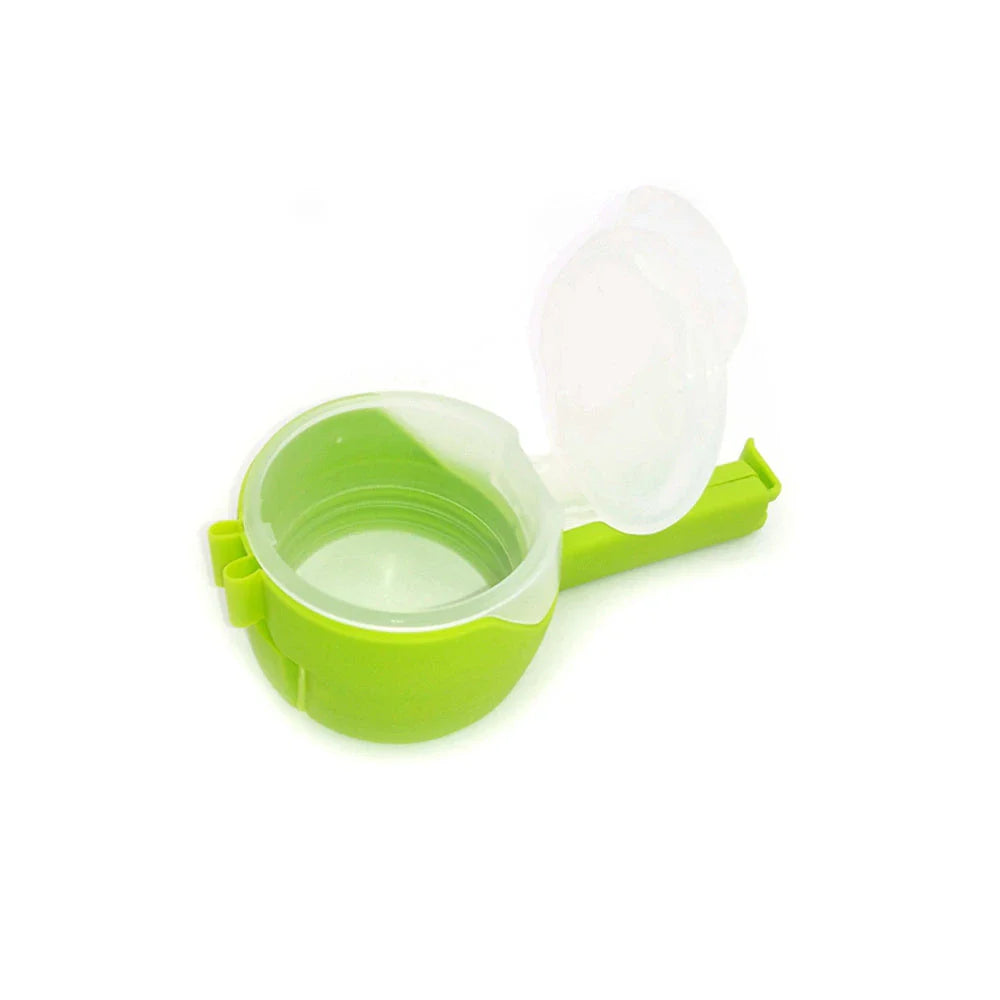 Versatile food clips in a range of colours, featuring airtight sealing and a convenient pour spout