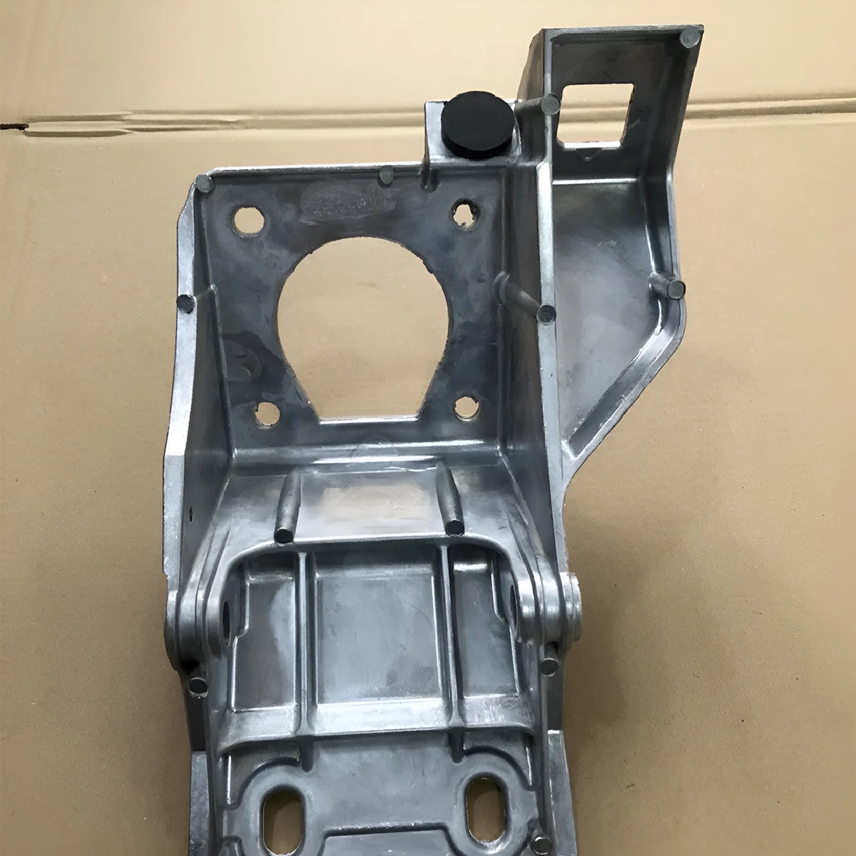 Aluminium brake pedal kit for Ford vehicles, 10x6x5cm bracket style, replacement part