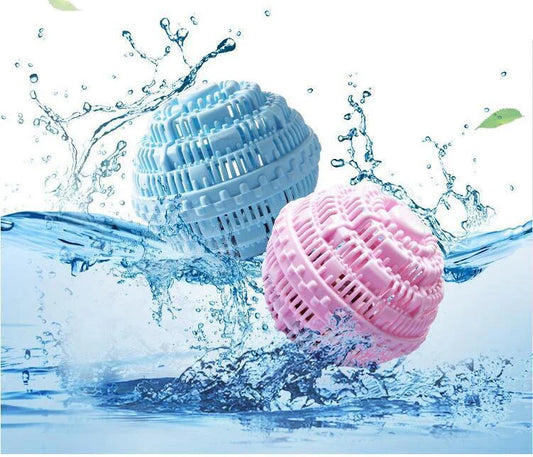 Reusable eco-friendly laundry balls made of TPR material with ceramic microspheres for effective, detergent-free washing