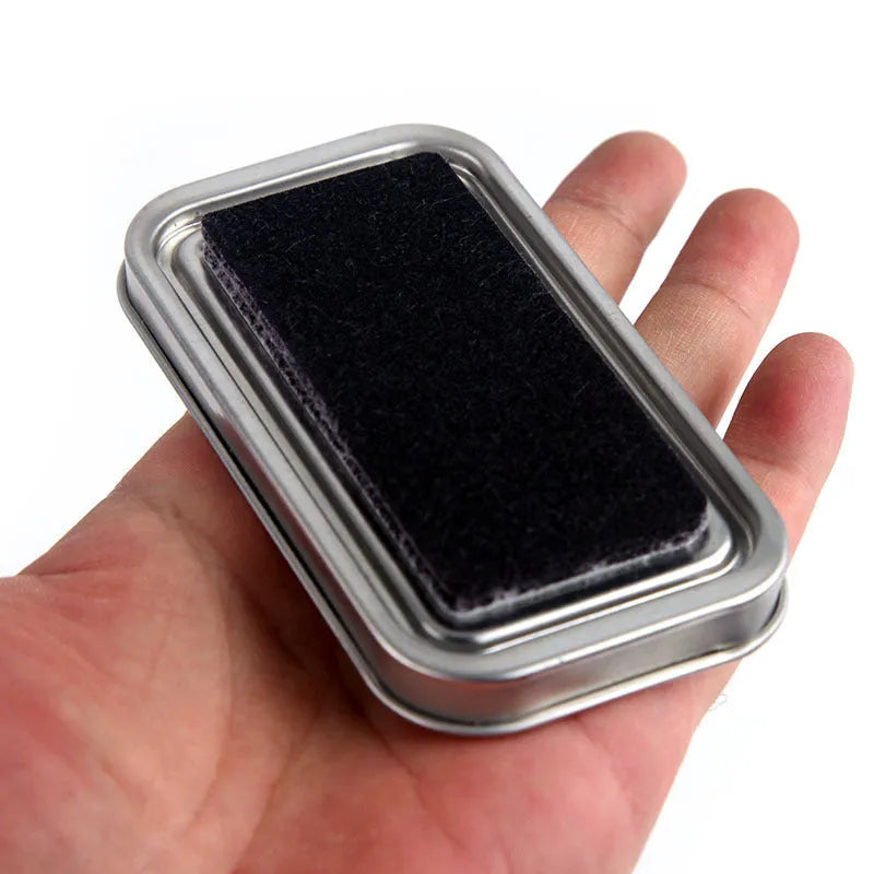 Rectangular stamp pad with oily ink for rubber stamps in five colour options