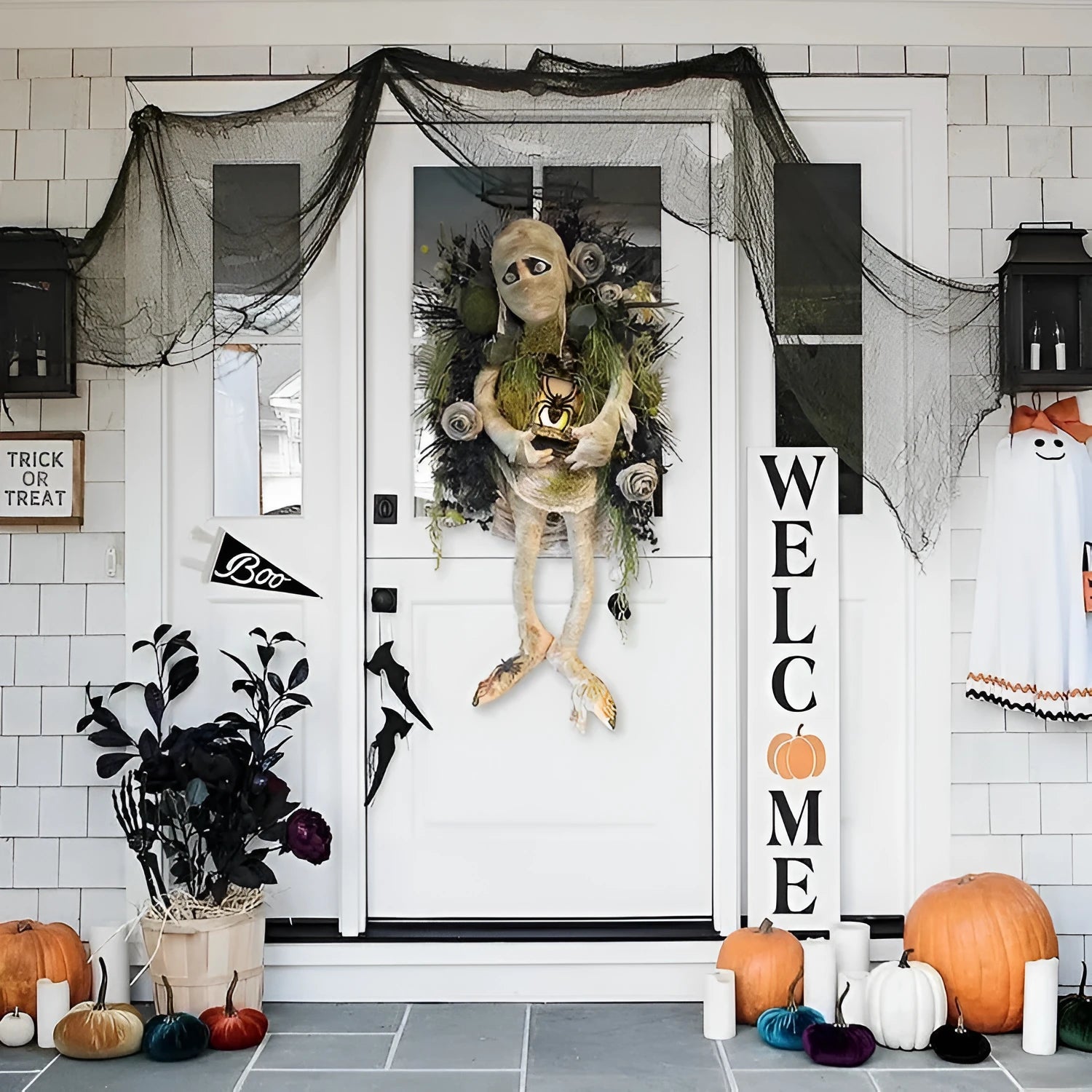 Realistic mummy Halloween wreath with skeleton hands, 46cm three dimensional handmade plastic decoration on door