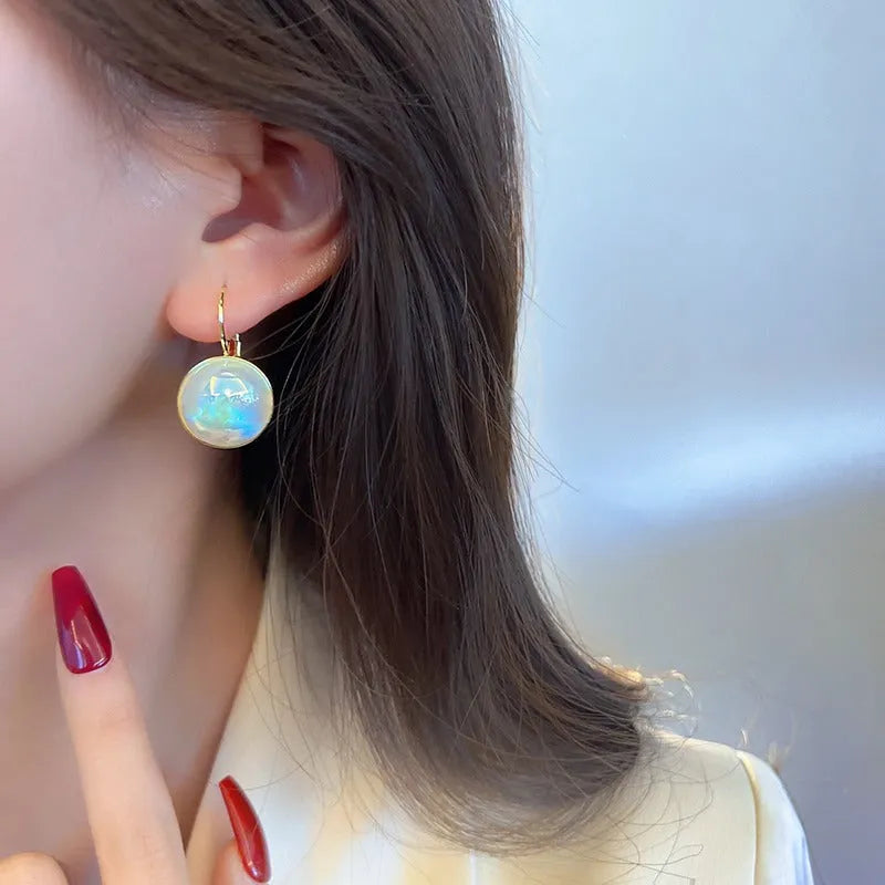 Colourful mermaid pearl finish geometric round ear clips with an anti-lost design for women.