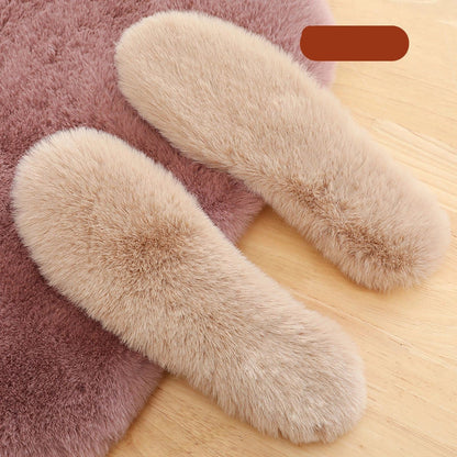 Winter sheepskin insoles with wool layer for warmth and comfort