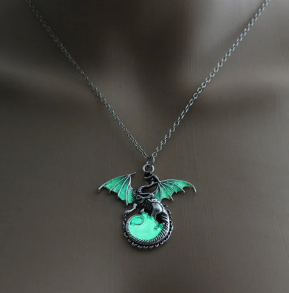 Glowing Vintage Flying Dragon Necklace with luminous pendant in ancient bronze and silver plating options