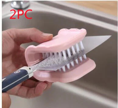 Versatile Knife & Cutlery Cleaner Brush - A Kiwi Kitchen Essential with Clever U-shaped Design and Durable Construction