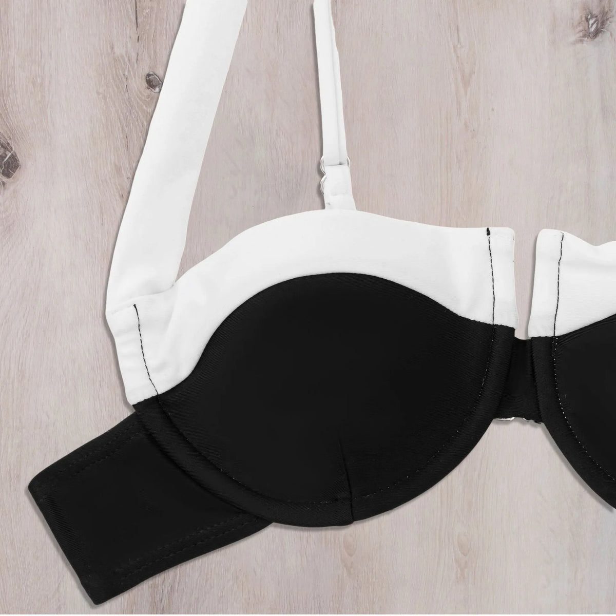 White female split swimsuit set with backless design and high elasticity, nylon lining