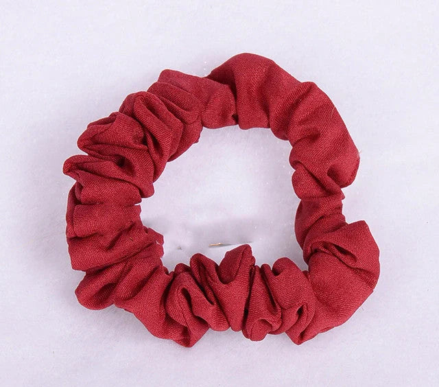 SUNCOS FGO Mordred cosplay wig featuring long high-temperature wire hair with mechanical styling process for authentic anime character reproduction