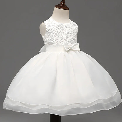 Baby girl wedding dress in pink with hook flowers, size 12 months, for full moon ceremonies