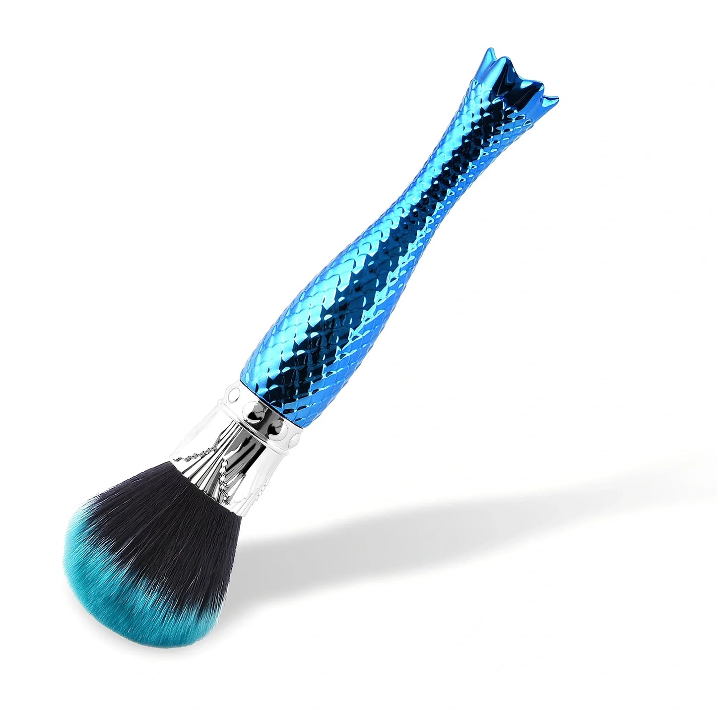 Single portable makeup brush with nylon bristles and demon blue plastic handle, dimensions 15 cm x 5 cm x 5 cm for even cosmetic application