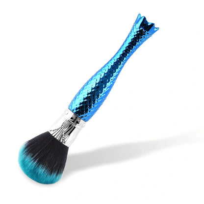 Single portable makeup brush with nylon bristles and demon blue plastic handle, dimensions 15 cm x 5 cm x 5 cm for even cosmetic application