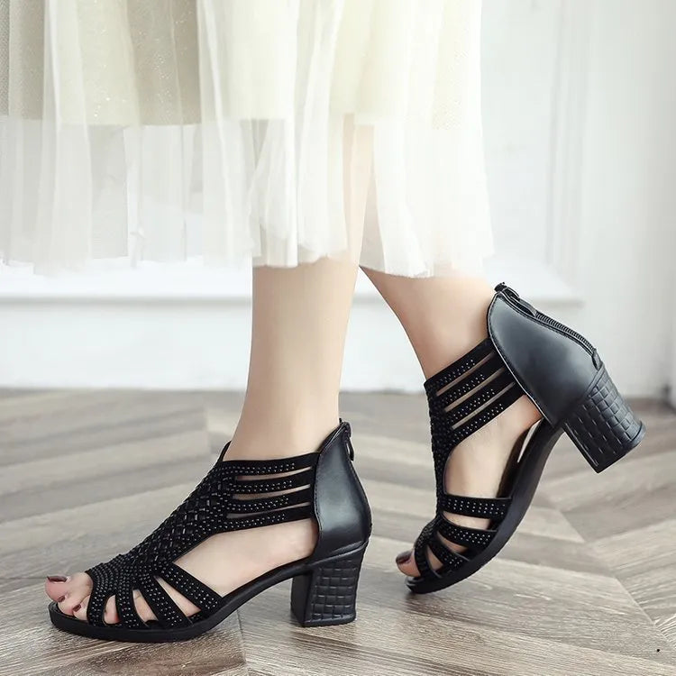 Roman block heel non-slip mother shoes in black with artificial PU upper and rubber sole, fish mouth toe