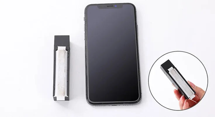 Black disposable screen cleaner wipes pack for mobile phones, 40 sheets for decontamination and sterilisation