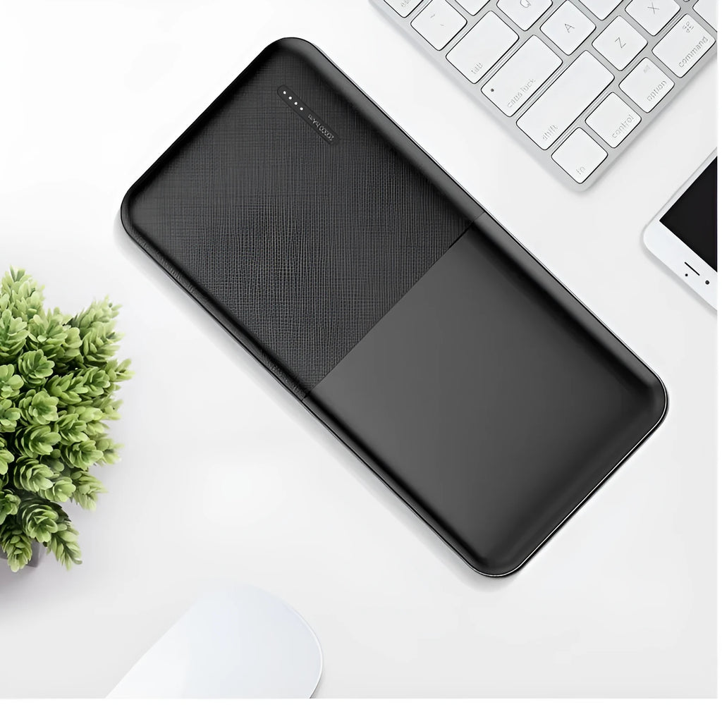 Black or white 20000mAh power bank with multiple USB ports showing dimensions 140mm x 69mm