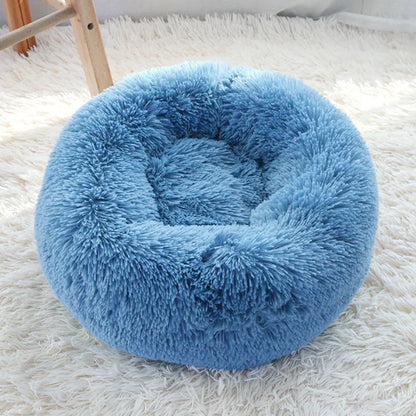 Plush pet nest in various colours and sizes for ultimate pet comfort