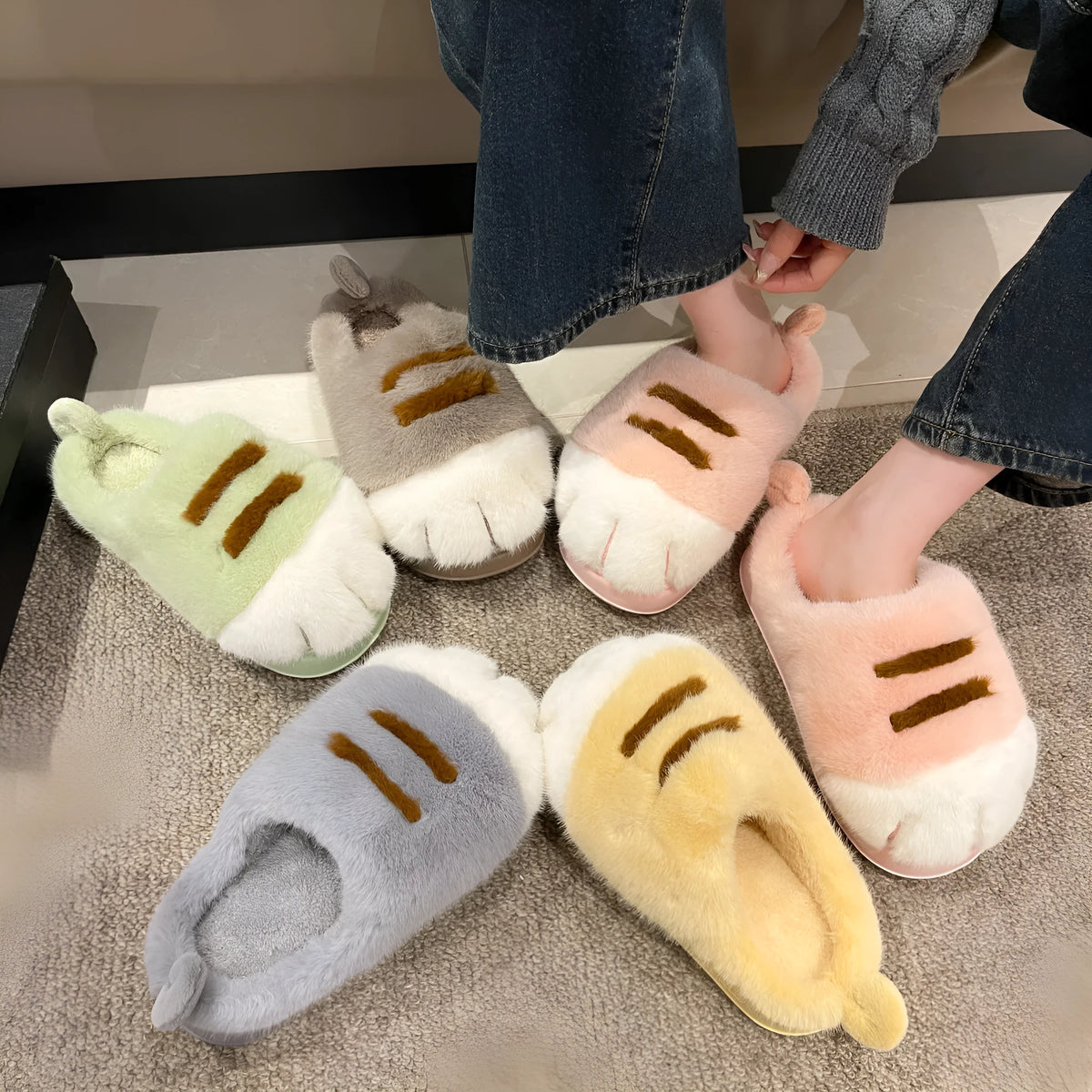 Women's fluffy fleece cartoon toe cover slippers in solid colour with rubber sole