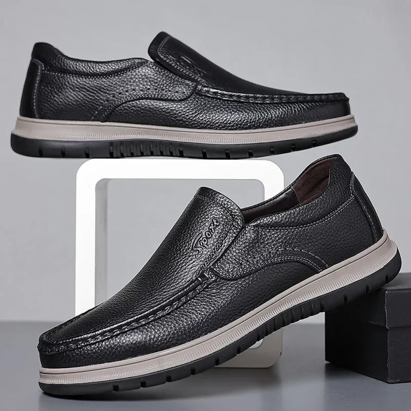 Men's casual waterproof lightweight leather shoes black low top round toe pu upper sewing line detail