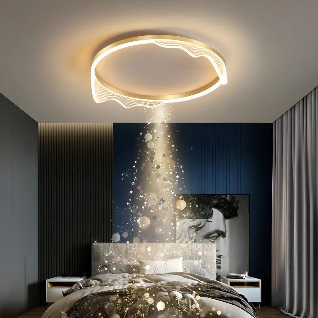 Acrylic ceiling light with remote control, 50cm diameter, gold finish, on a white ceiling