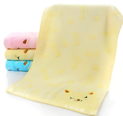 Bamboo fiber kitten face bath towel 25x50cm in blue with playful print